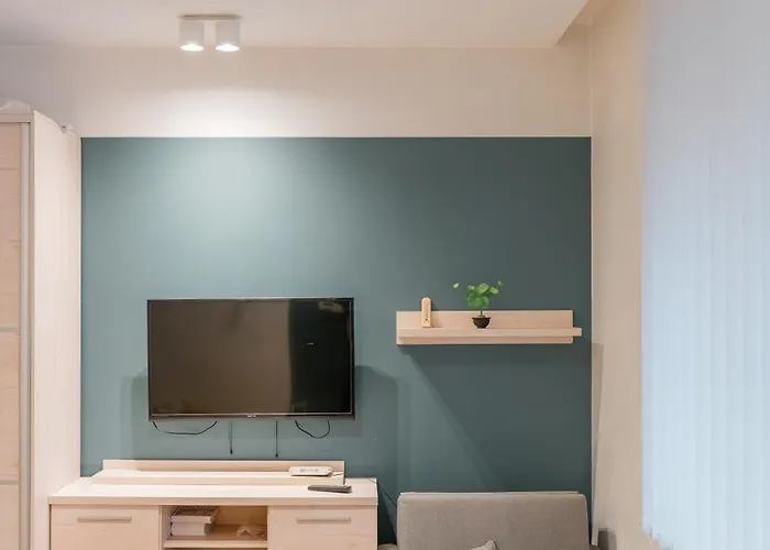 Old Town N2 - By Rentujemy